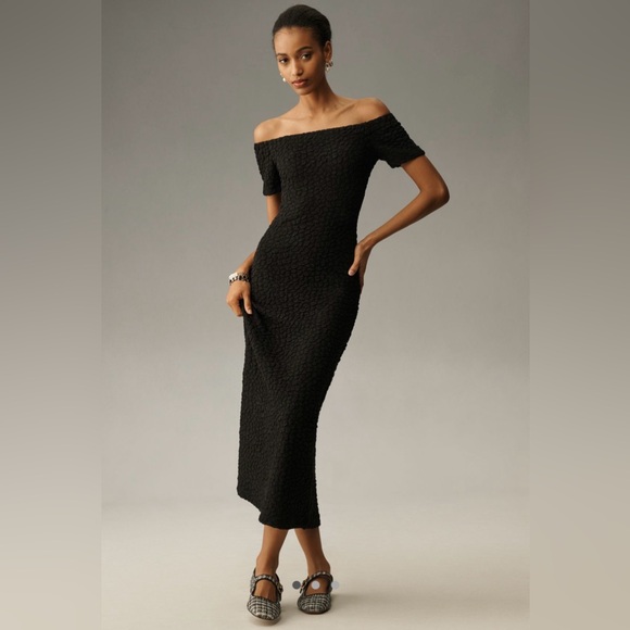 English factory off the shoulder textured midi dress - Picture 2 of 10